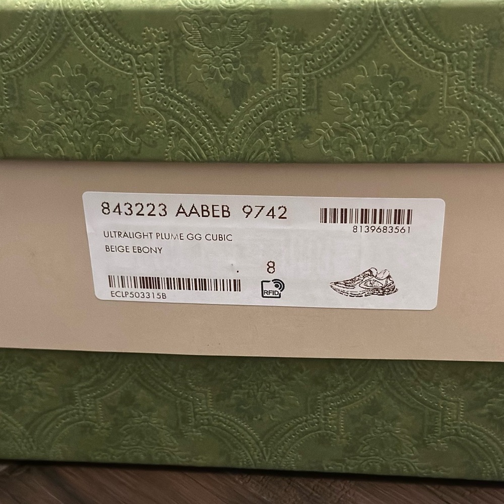 Gucci Run Sneaker Ebony Monogram - Picture 9 of 10